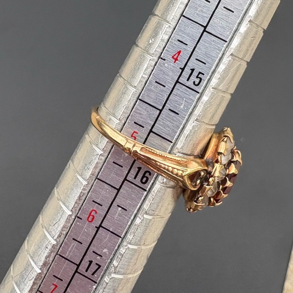 10K yellow gold Antique Victorian cocktail ring ruby red 5 glass stone - Picture 8 of 16